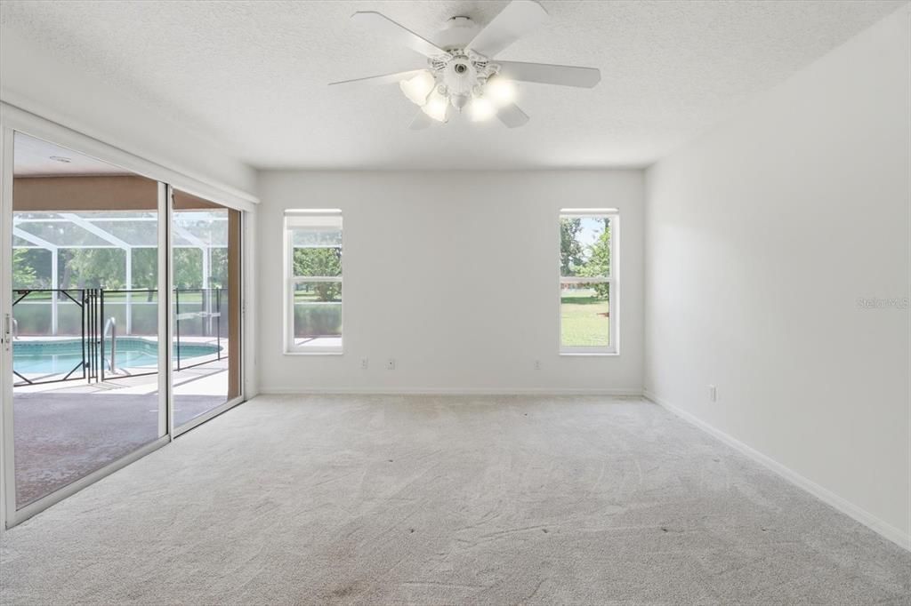 For Sale: $419,900 (3 beds, 2 baths, 2064 Square Feet)