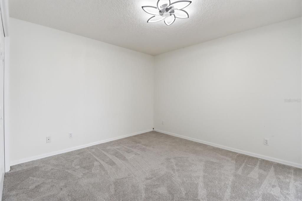 For Sale: $419,900 (3 beds, 2 baths, 2064 Square Feet)
