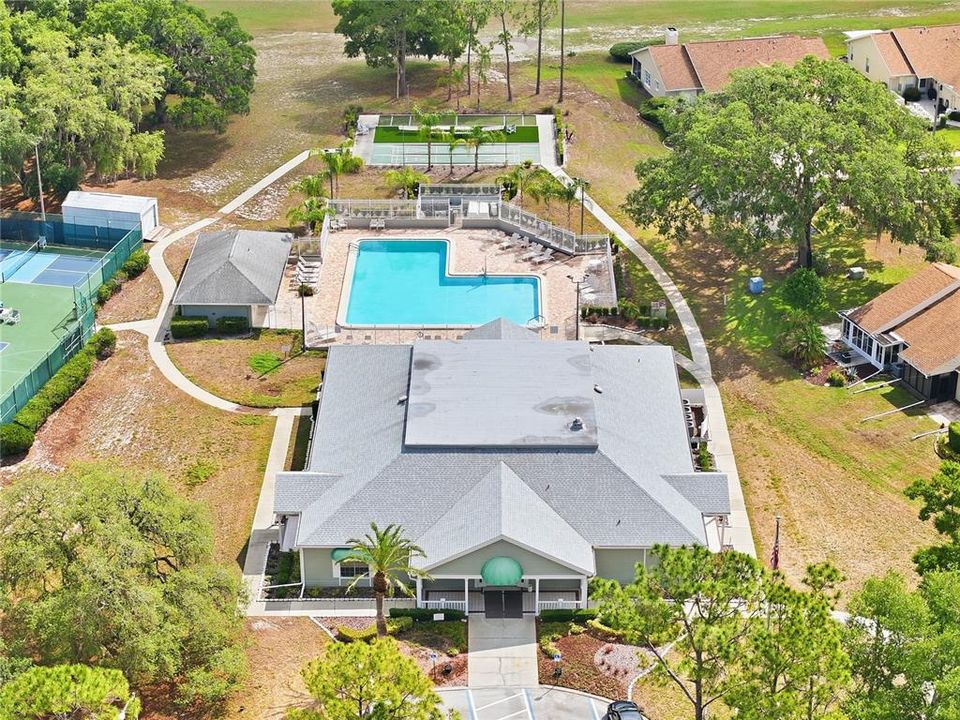 For Sale: $330,000 (2 beds, 2 baths, 1435 Square Feet)