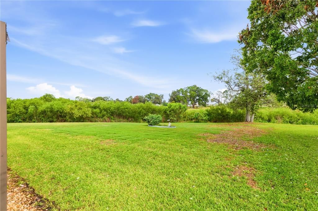 For Sale: $330,000 (2 beds, 2 baths, 1435 Square Feet)