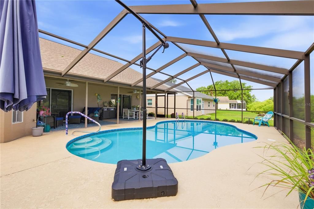 For Sale: $330,000 (2 beds, 2 baths, 1435 Square Feet)
