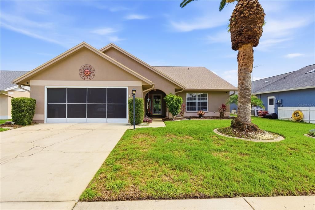 For Sale: $330,000 (2 beds, 2 baths, 1435 Square Feet)