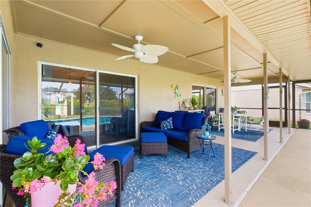 For Sale: $330,000 (2 beds, 2 baths, 1435 Square Feet)