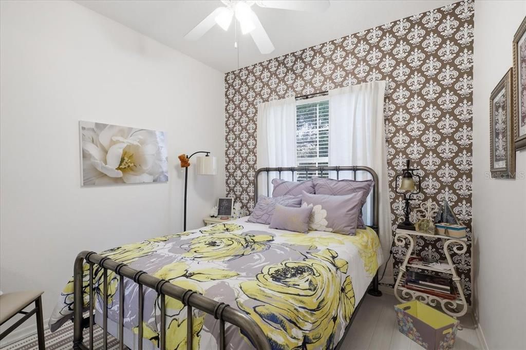 En Venta: $298,900 (3 camas, 2 baños, 1369 Pies cuadrados)