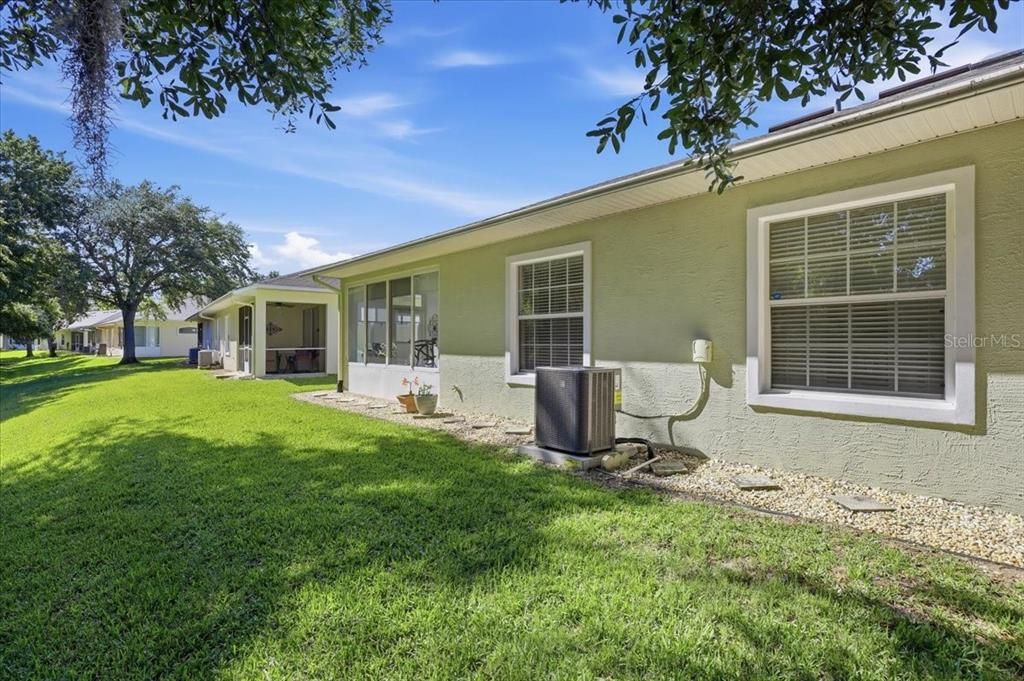 En Venta: $298,900 (3 camas, 2 baños, 1369 Pies cuadrados)