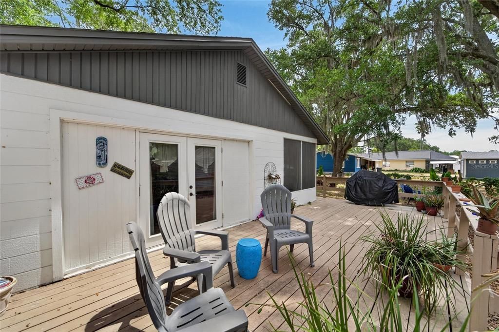 For Sale: $325,000 (3 beds, 2 baths, 1724 Square Feet)
