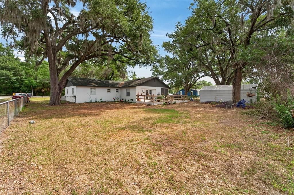 For Sale: $325,000 (3 beds, 2 baths, 1724 Square Feet)