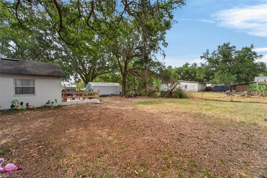 For Sale: $325,000 (3 beds, 2 baths, 1724 Square Feet)