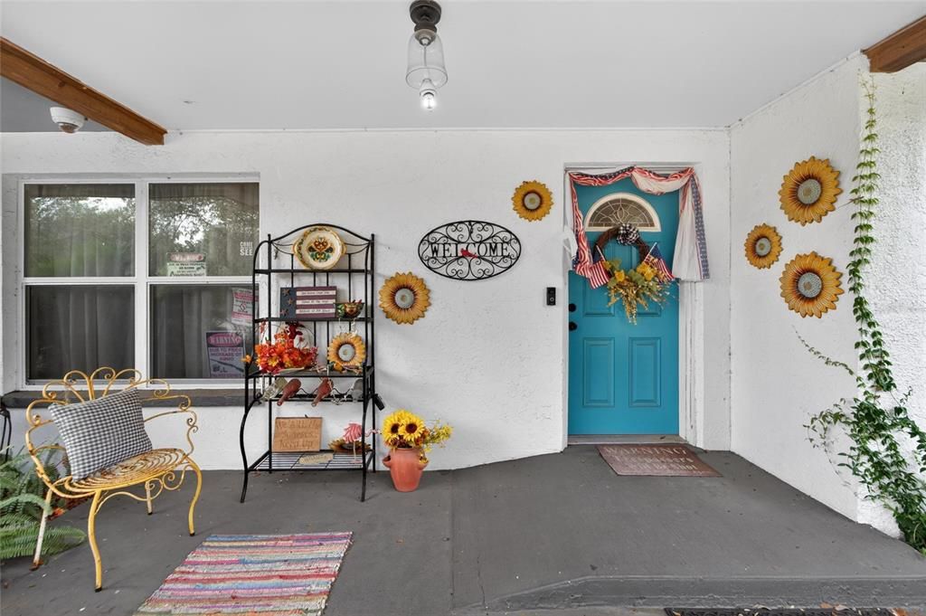 For Sale: $325,000 (3 beds, 2 baths, 1724 Square Feet)
