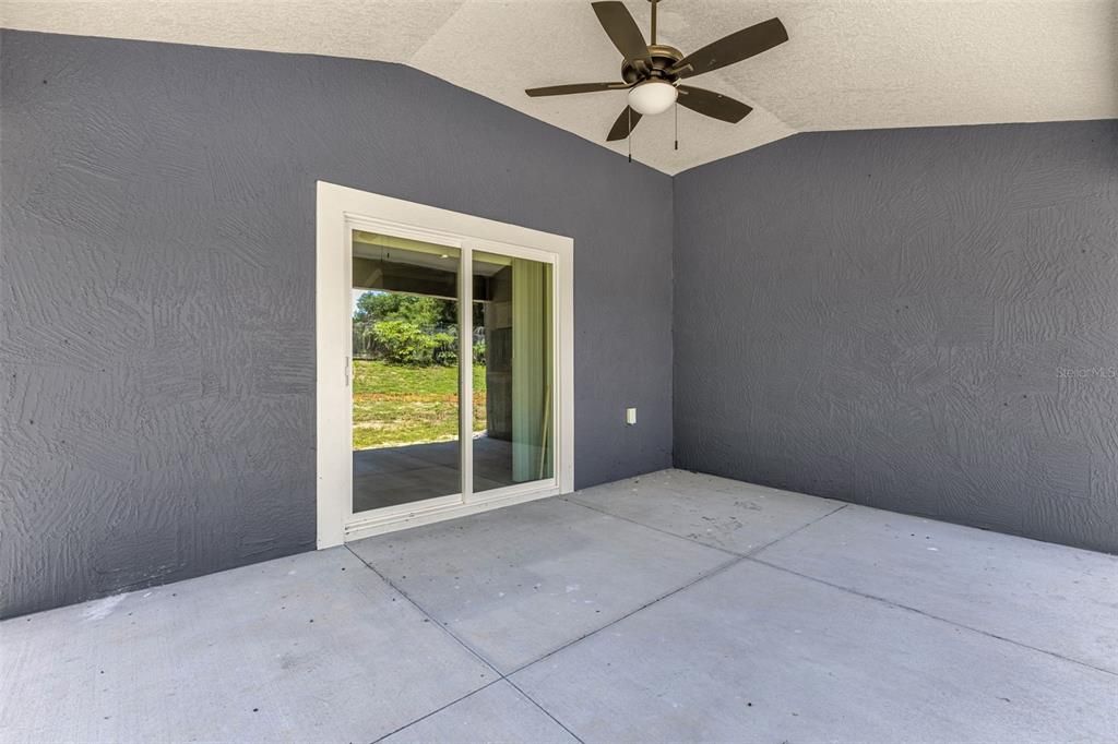 For Rent: $2,300 (3 beds, 2 baths, 1611 Square Feet)