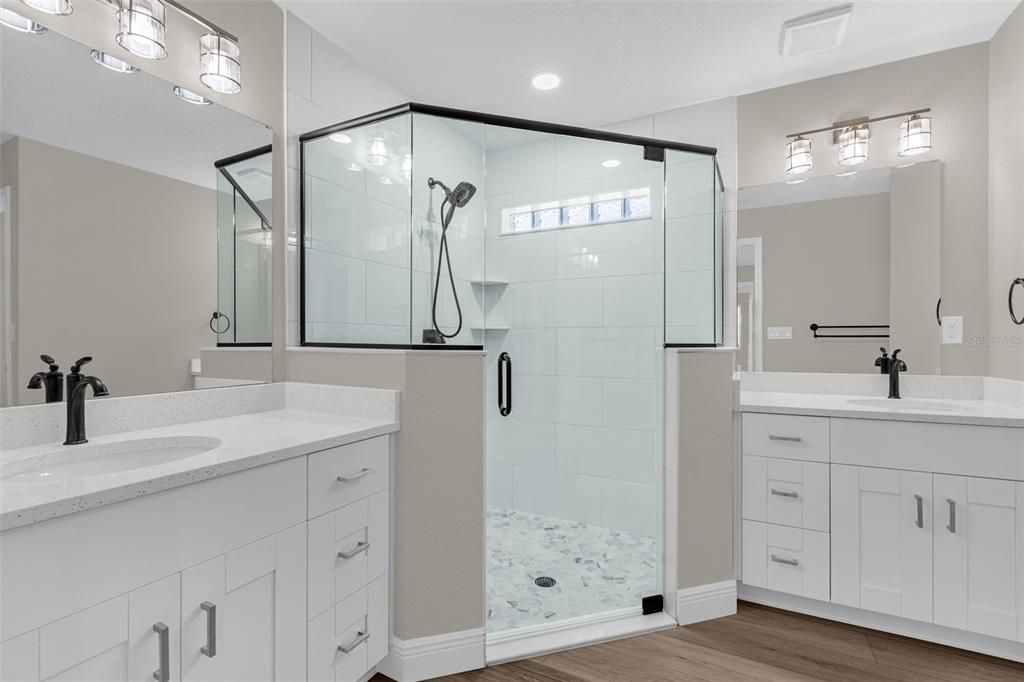 For Rent: $2,300 (3 beds, 2 baths, 1611 Square Feet)