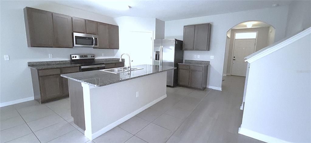 For Sale: $495,500 (5 beds, 3 baths, 2601 Square Feet)