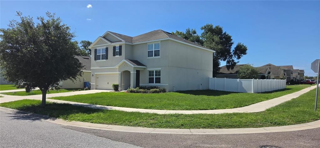 For Sale: $495,500 (5 beds, 3 baths, 2601 Square Feet)