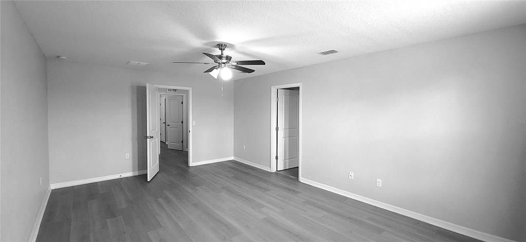 For Sale: $495,500 (5 beds, 3 baths, 2601 Square Feet)