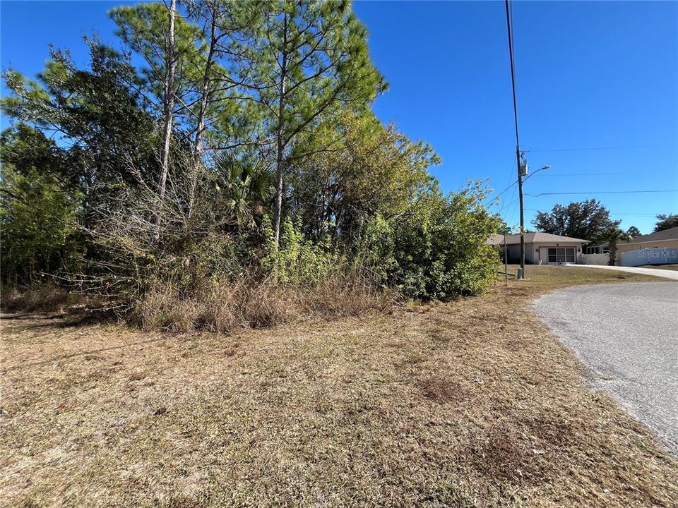 待售: $21,500 (0.45 acres)