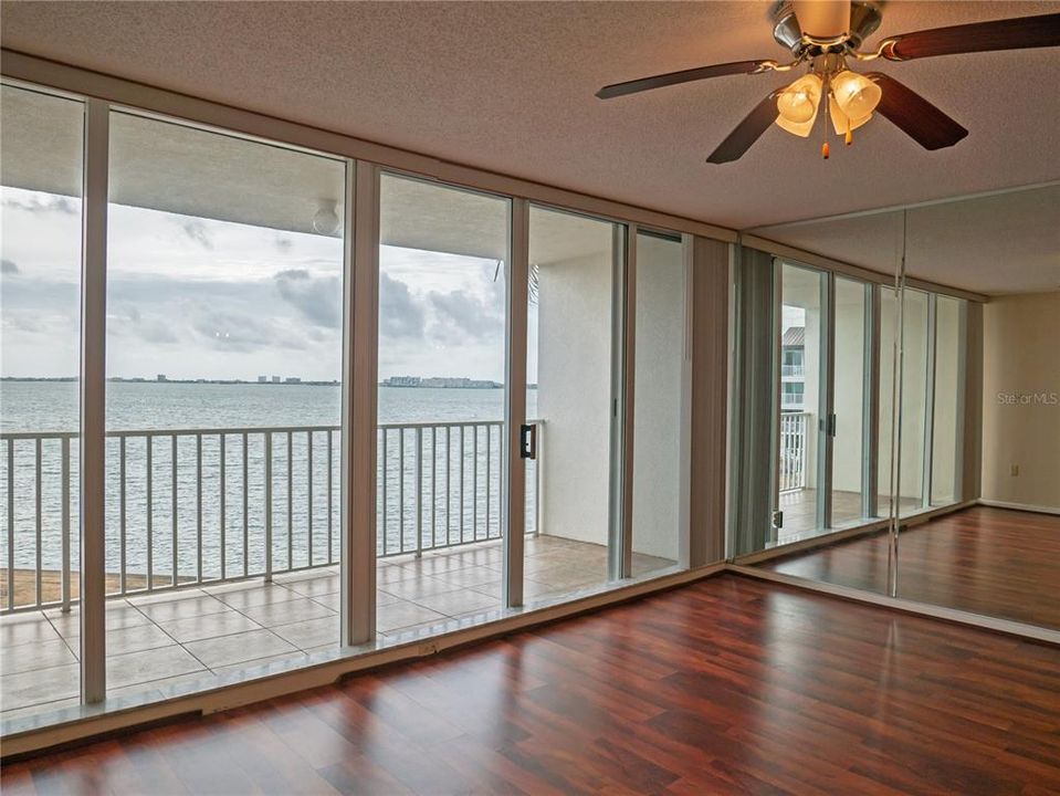 For Sale: $579,000 (3 beds, 2 baths, 1255 Square Feet)