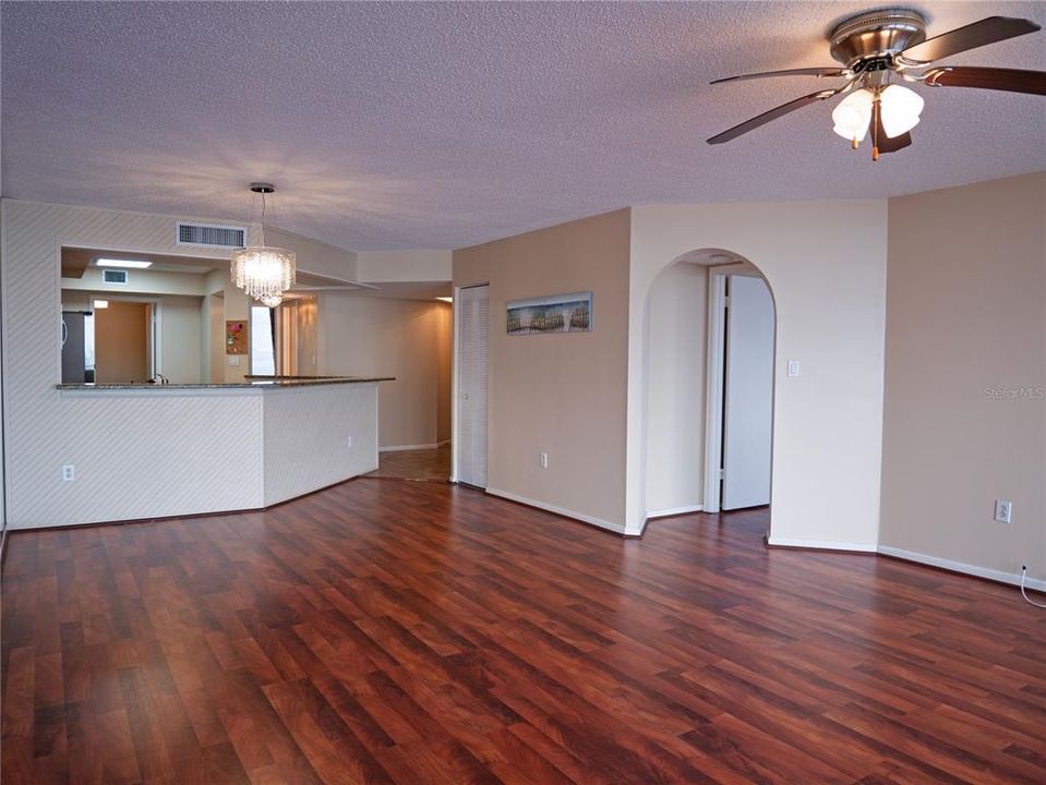 For Sale: $579,000 (3 beds, 2 baths, 1255 Square Feet)