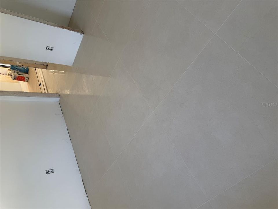 For Sale: $349,999 (3 beds, 2 baths, 1560 Square Feet)