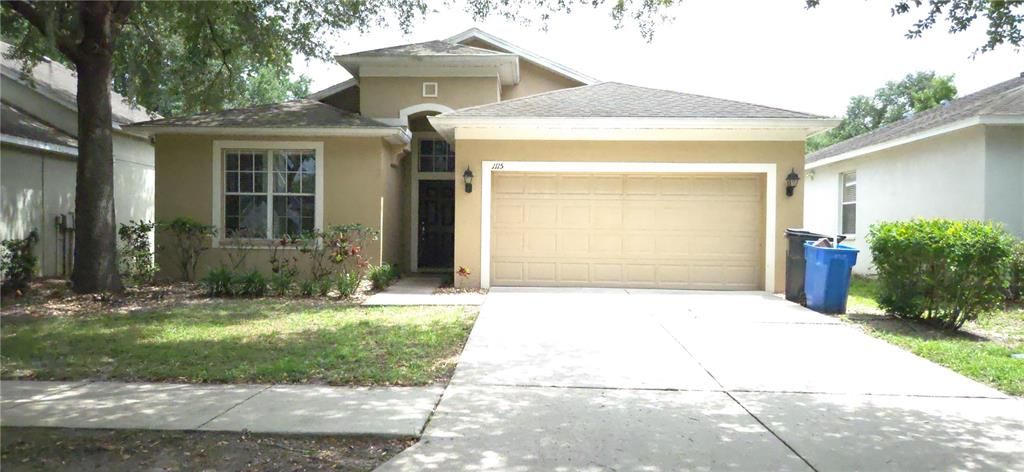 For Rent: $2,375 (4 beds, 2 baths, 2080 Square Feet)