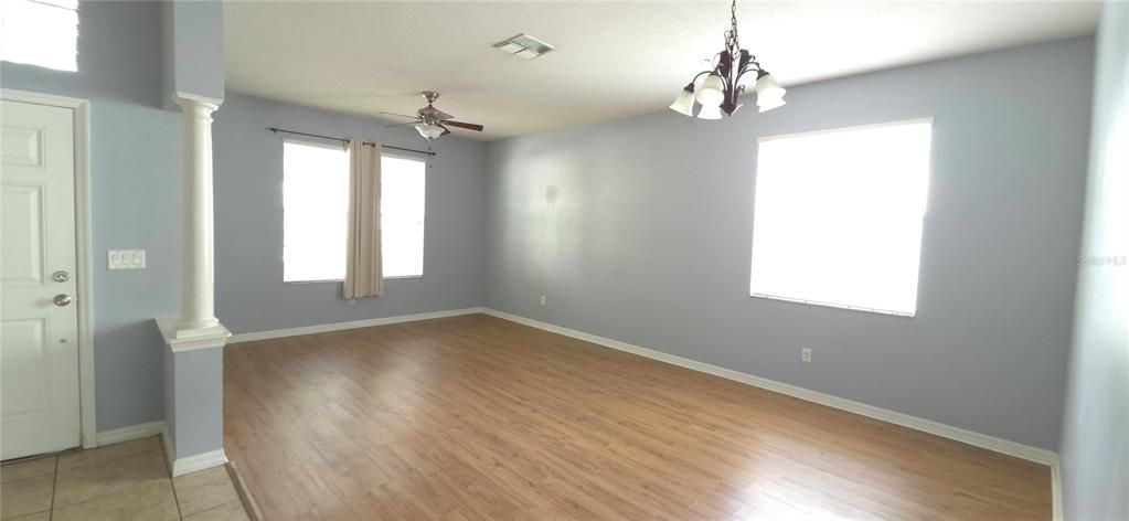 For Rent: $2,375 (4 beds, 2 baths, 2080 Square Feet)