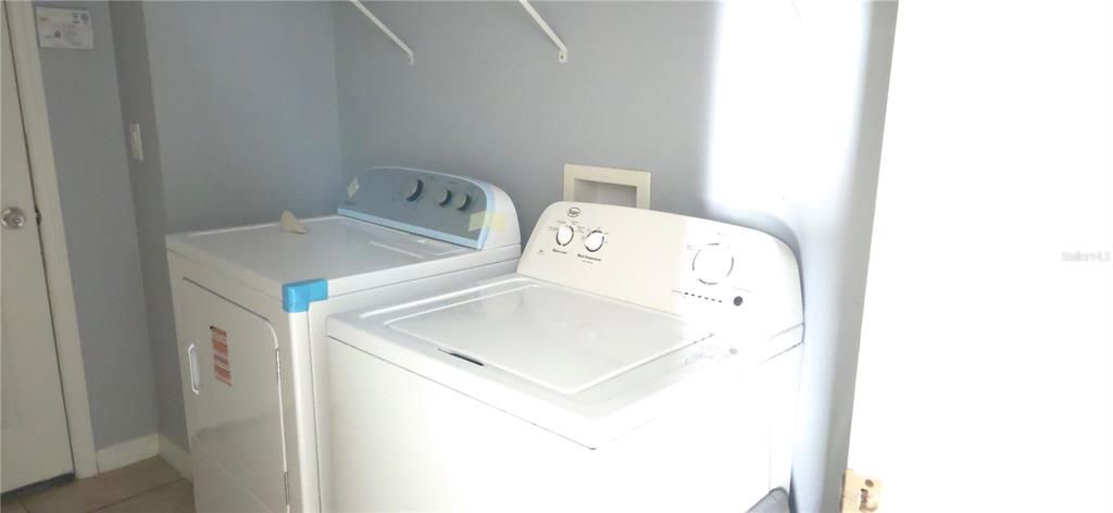 For Rent: $2,375 (4 beds, 2 baths, 2080 Square Feet)