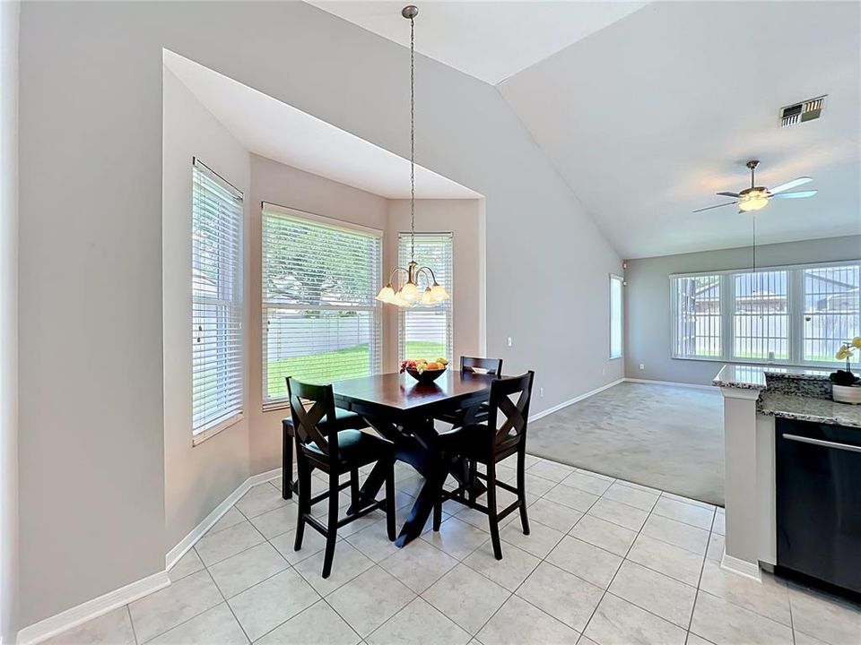 For Sale: $650,000 (4 beds, 2 baths, 2982 Square Feet)