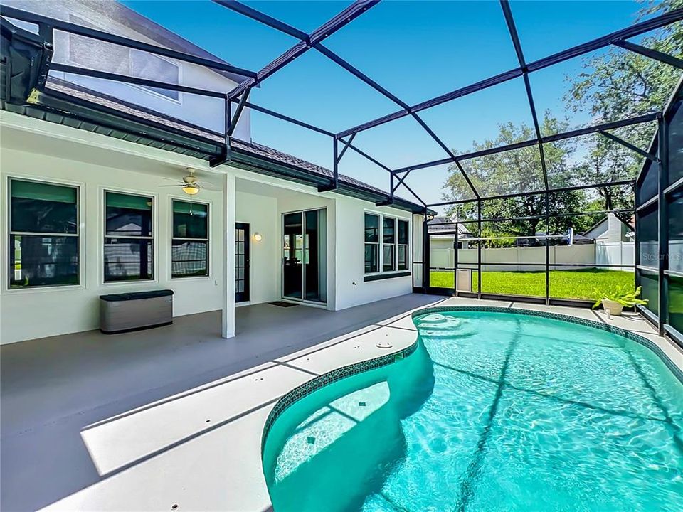 For Sale: $650,000 (4 beds, 2 baths, 2982 Square Feet)