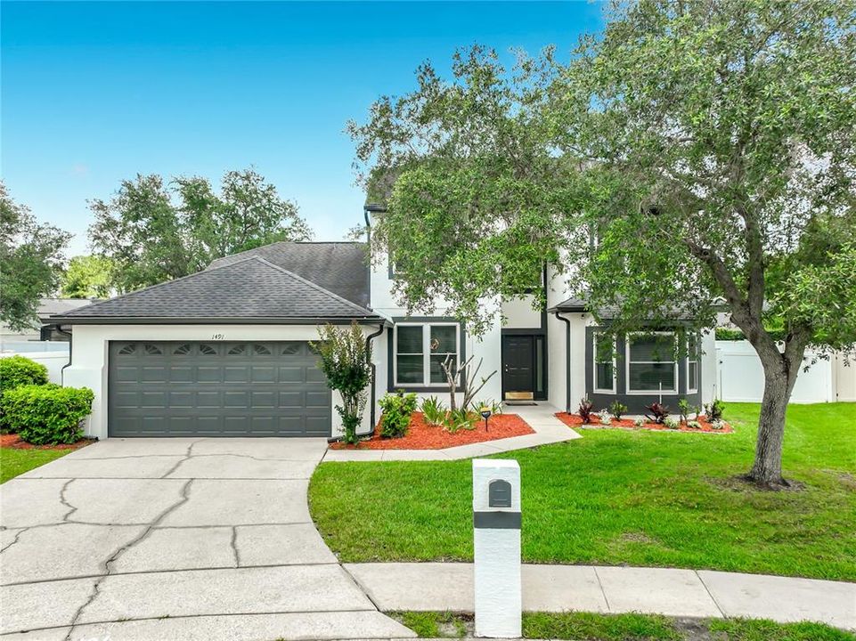 For Sale: $650,000 (4 beds, 2 baths, 2982 Square Feet)