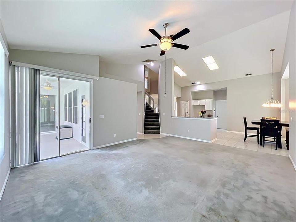 For Sale: $650,000 (4 beds, 2 baths, 2982 Square Feet)