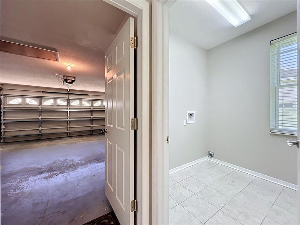 For Sale: $650,000 (4 beds, 2 baths, 2982 Square Feet)