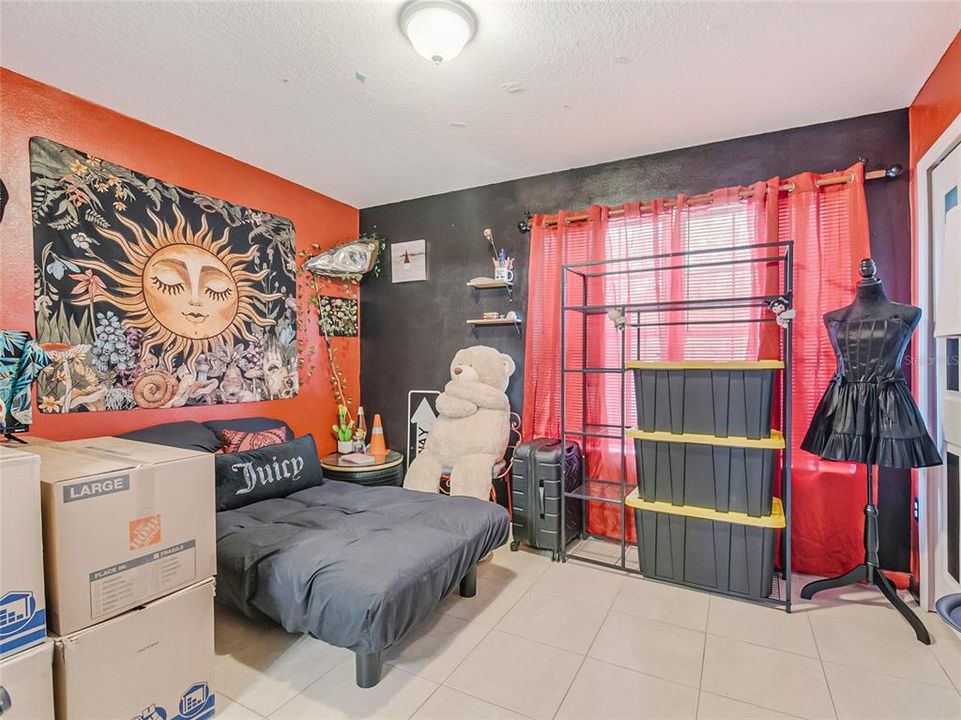 En Venta: $215,000 (2 camas, 2 baños, 990 Pies cuadrados)