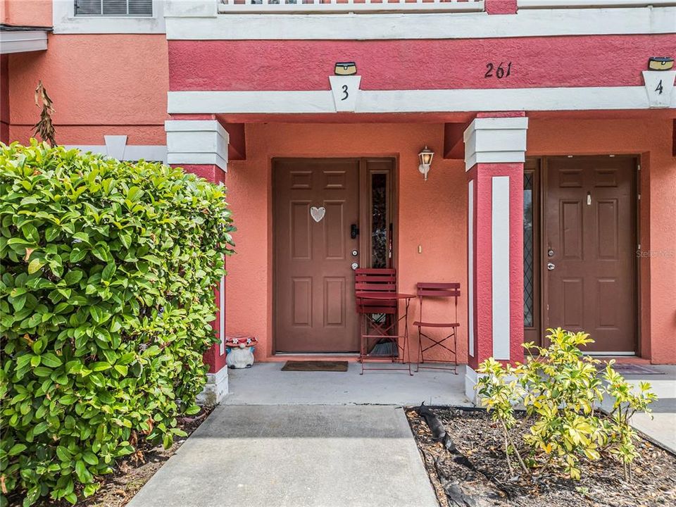 En Venta: $215,000 (2 camas, 2 baños, 990 Pies cuadrados)