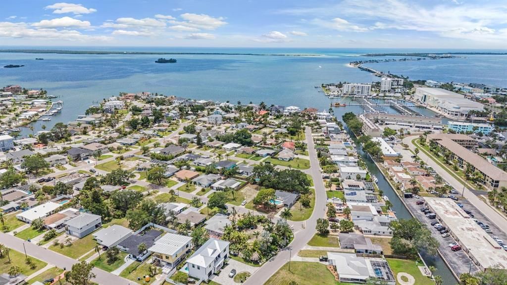 待售: $273,000 (0.15 acres)