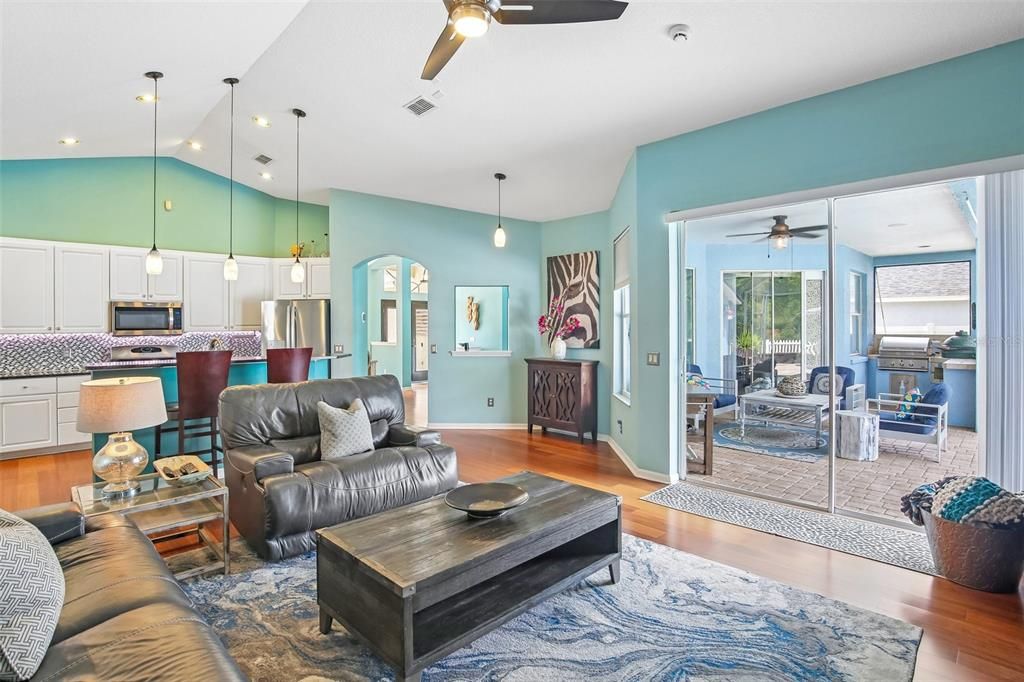 For Sale: $545,000 (4 beds, 2 baths, 2247 Square Feet)