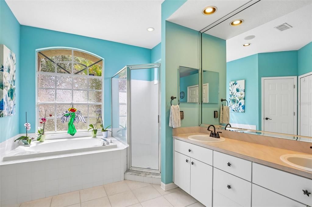 For Sale: $545,000 (4 beds, 2 baths, 2247 Square Feet)