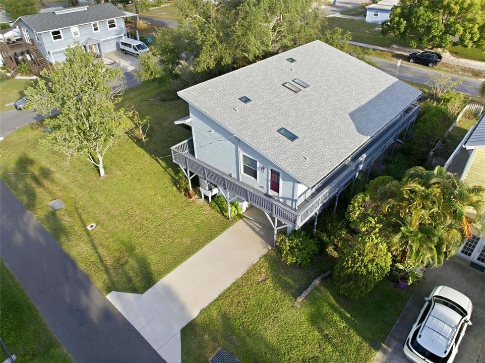 For Sale: $499,900 (2 beds, 2 baths, 1550 Square Feet)