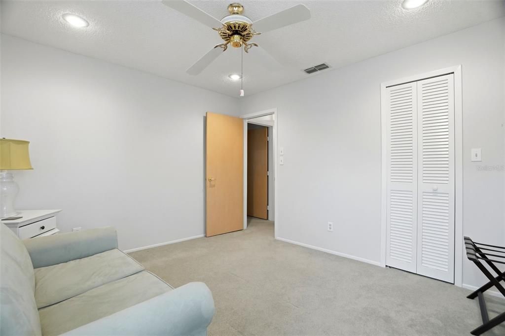 For Sale: $499,900 (2 beds, 2 baths, 1550 Square Feet)