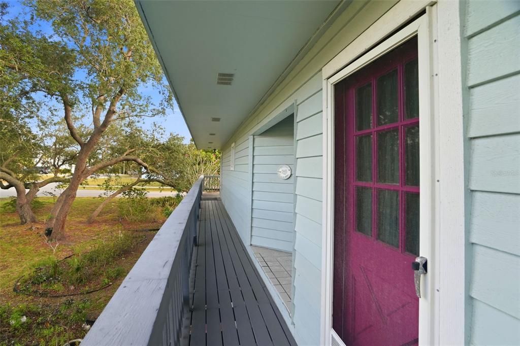 For Sale: $499,900 (2 beds, 2 baths, 1550 Square Feet)