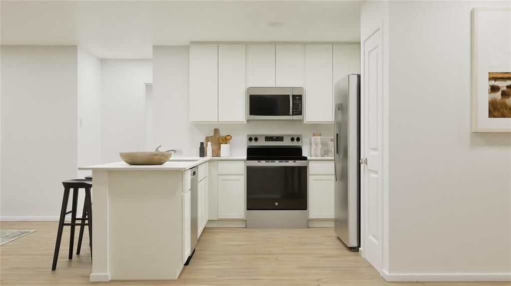 For Sale: $248,990 (4 beds, 2 baths, 1600 Square Feet)