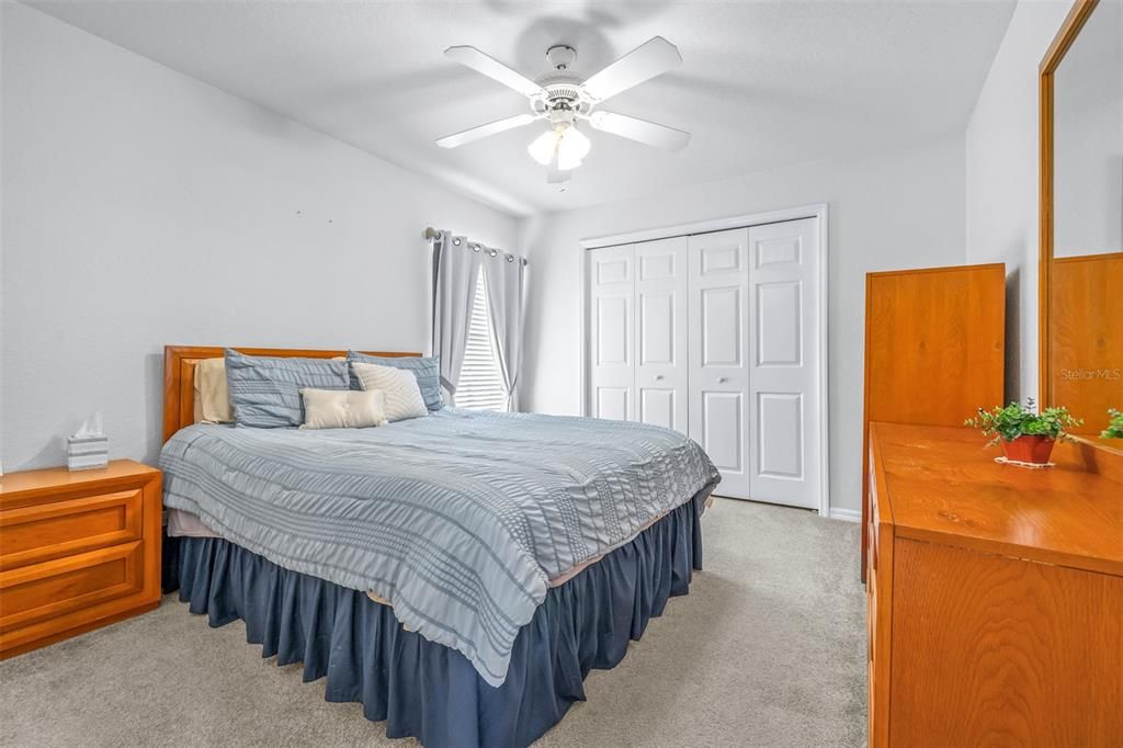 For Sale: $299,500 (2 beds, 2 baths, 1451 Square Feet)