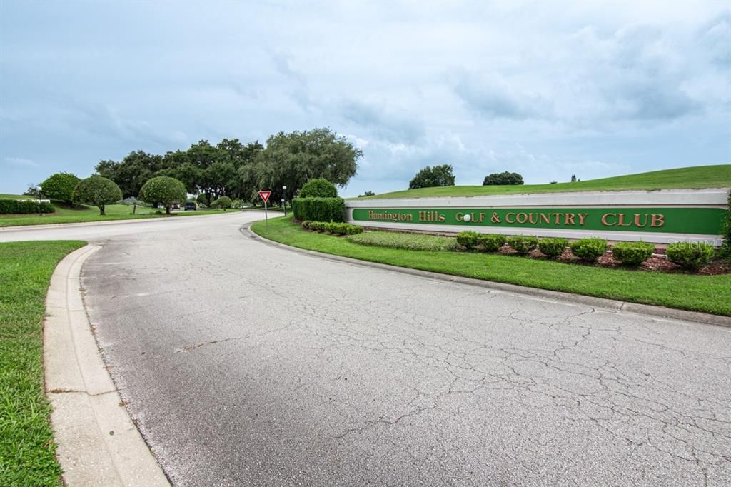 For Sale: $299,500 (2 beds, 2 baths, 1451 Square Feet)