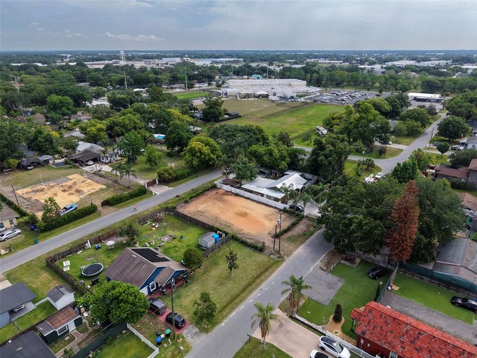En Venta: $320,000 (0.23 acres)