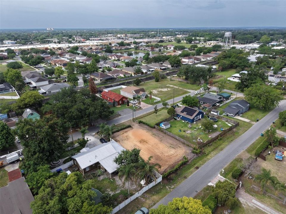 En Venta: $320,000 (0.23 acres)
