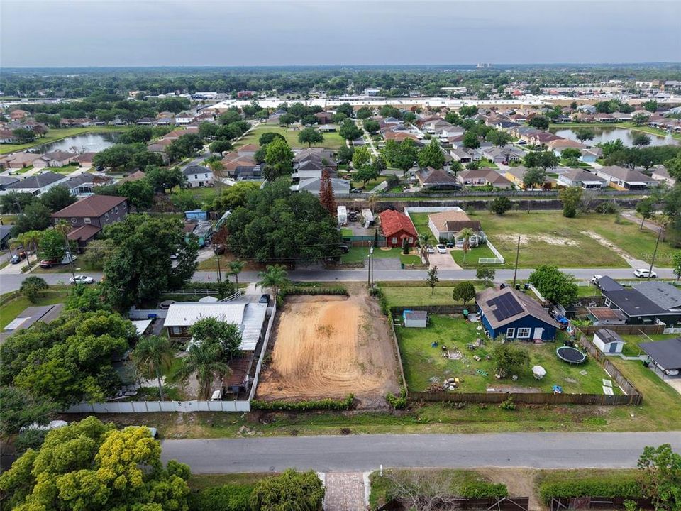 En Venta: $320,000 (0.23 acres)