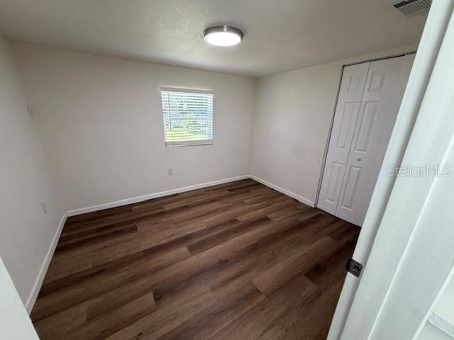 For Rent: $2,300 (3 beds, 1 baths, 1140 Square Feet)