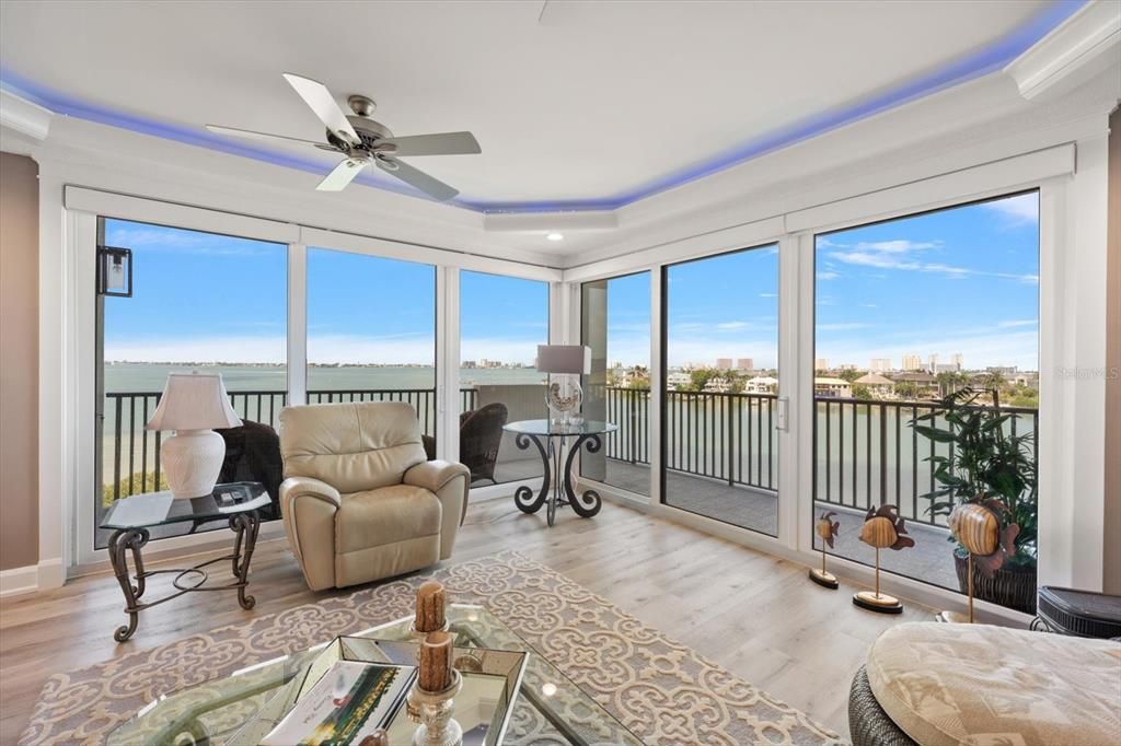 For Sale: $1,499,000 (2 beds, 2 baths, 1844 Square Feet)