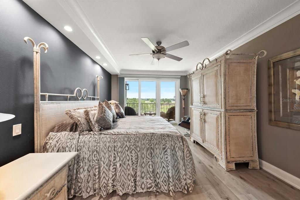 For Sale: $1,499,000 (2 beds, 2 baths, 1844 Square Feet)