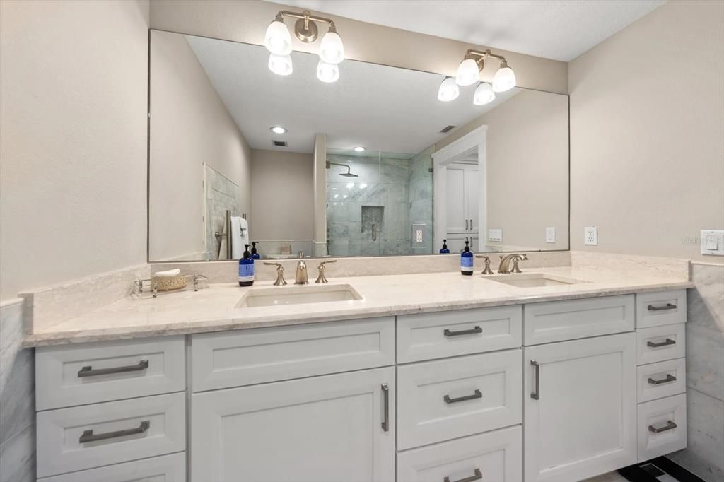 For Sale: $1,499,000 (2 beds, 2 baths, 1844 Square Feet)