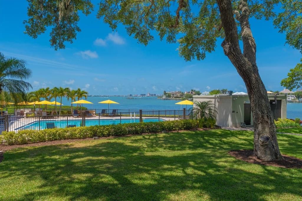 For Sale: $1,499,000 (2 beds, 2 baths, 1844 Square Feet)