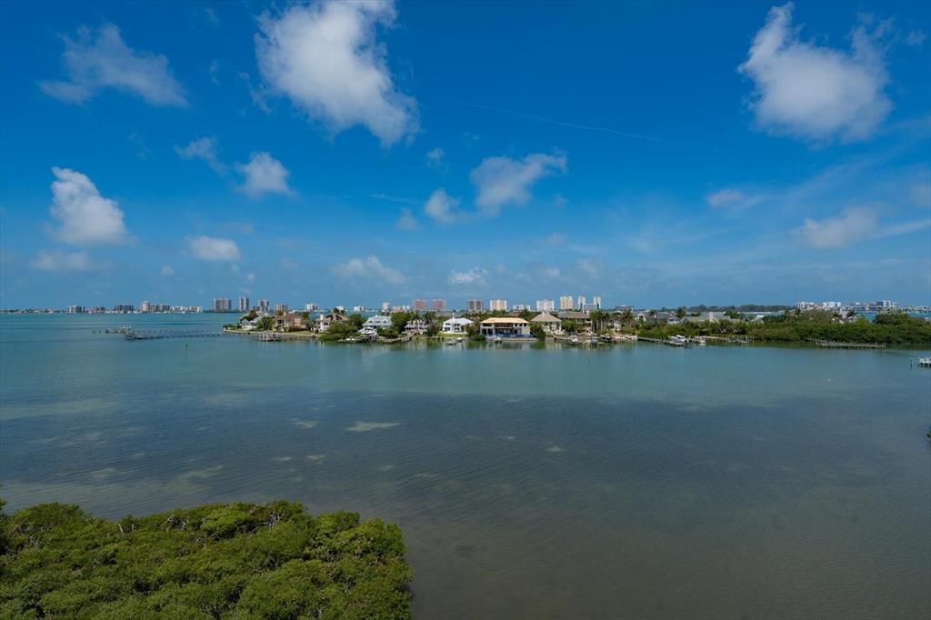 For Sale: $1,499,000 (2 beds, 2 baths, 1844 Square Feet)